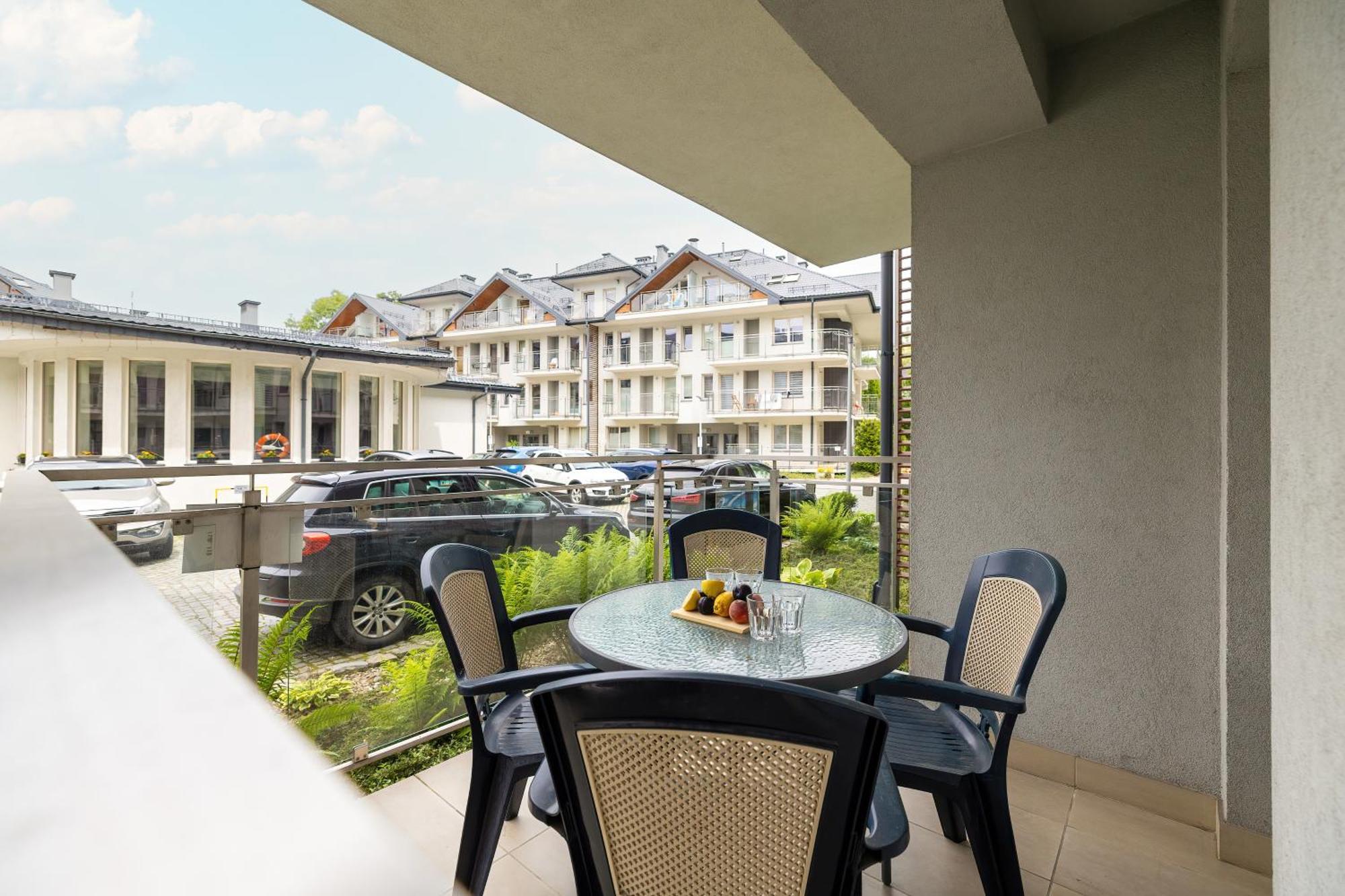 Przestronne Apartamenty W Zakopanem Z Trzema Sypialniami I Parkingiem By Noclegi Renters Kültér fotó