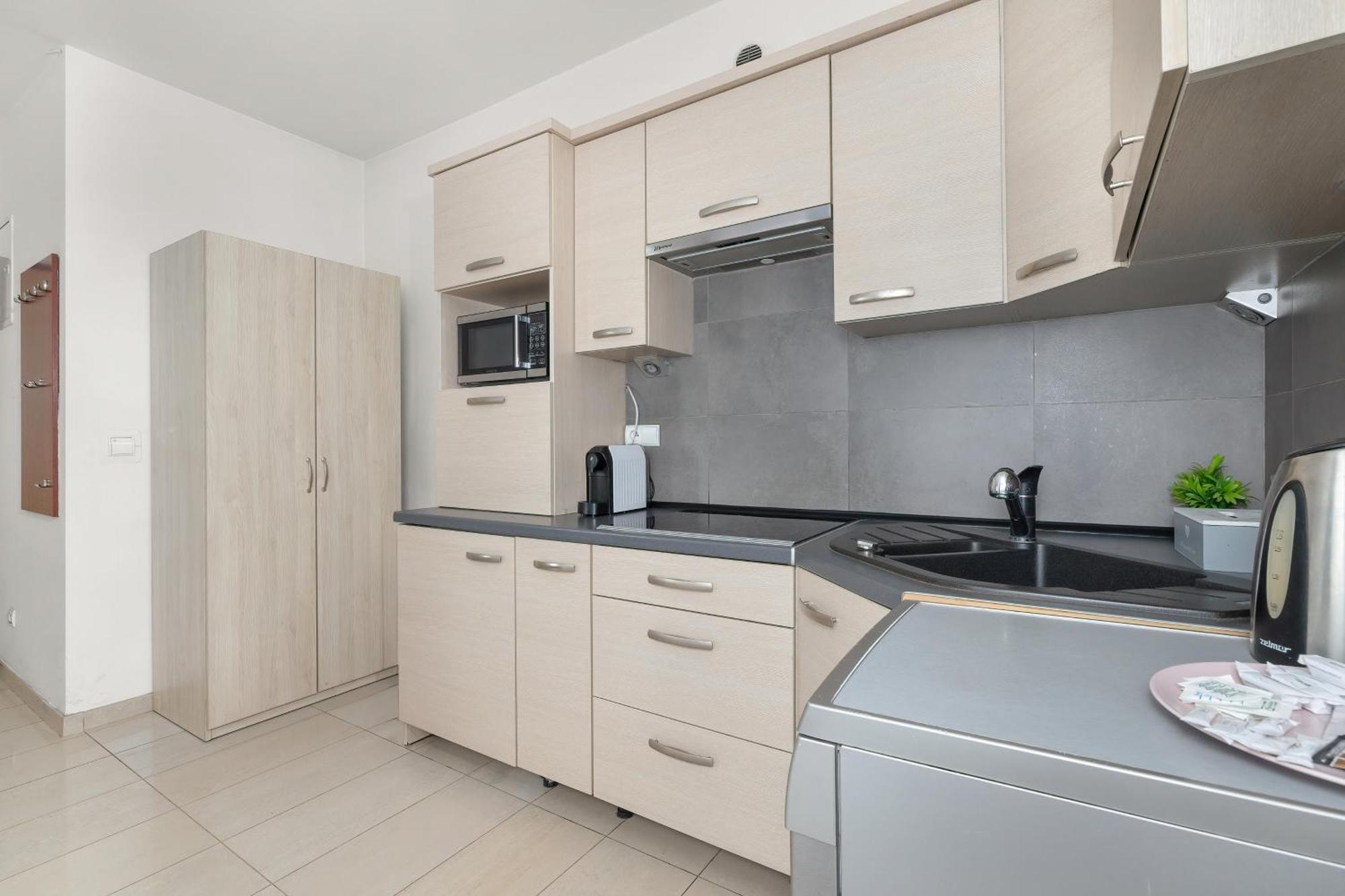 Przestronne Apartamenty W Zakopanem Z Trzema Sypialniami I Parkingiem By Noclegi Renters Kültér fotó
