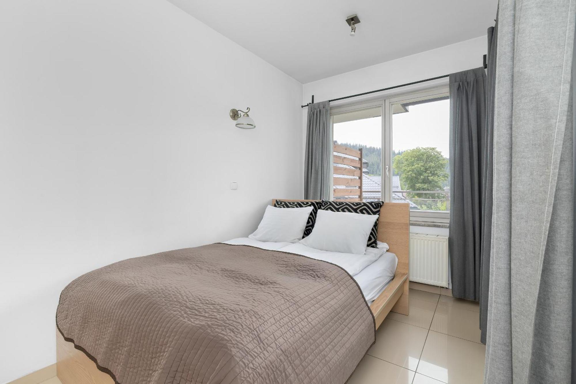 Przestronne Apartamenty W Zakopanem Z Trzema Sypialniami I Parkingiem By Noclegi Renters Kültér fotó